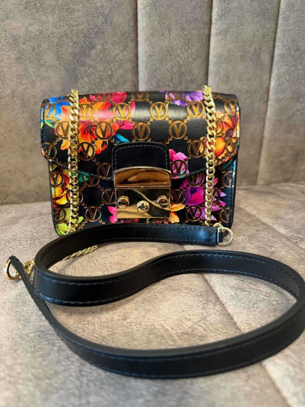 Valentino By Mario Valentino Black Floral Crossbody with Gold Lock - Picture 2 of 9